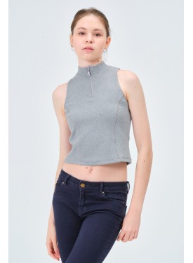 FERMUAR DETAYLI KAŞKORSE FITTED/VÜCUDA OTURAN GRİ CROP 